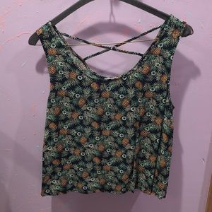 Crop-tank top